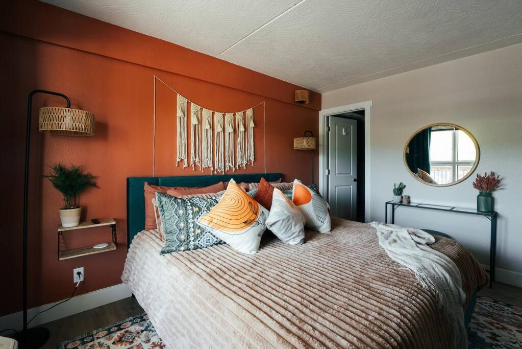 Pet Friendly Boho Condo With Pool--Fitness Center--Next To The Branson Landing--Close To Convention Center And Kanakuk Eksteriør billede
