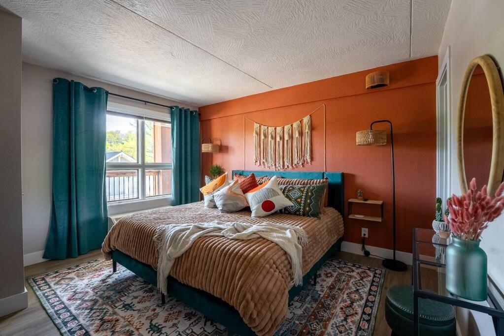 Pet Friendly Boho Condo With Pool--Fitness Center--Next To The Branson Landing--Close To Convention Center And Kanakuk Eksteriør billede